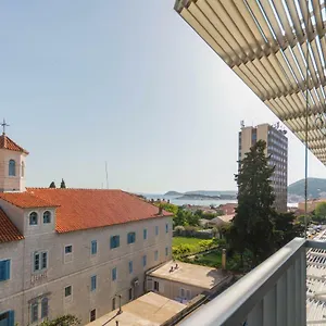 Luxury Lucy In Center With Amazing Sea-view Split